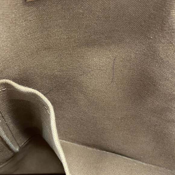 LOUIS VUITTON Brown Monogram Tote Bag - Picture 8 of 14